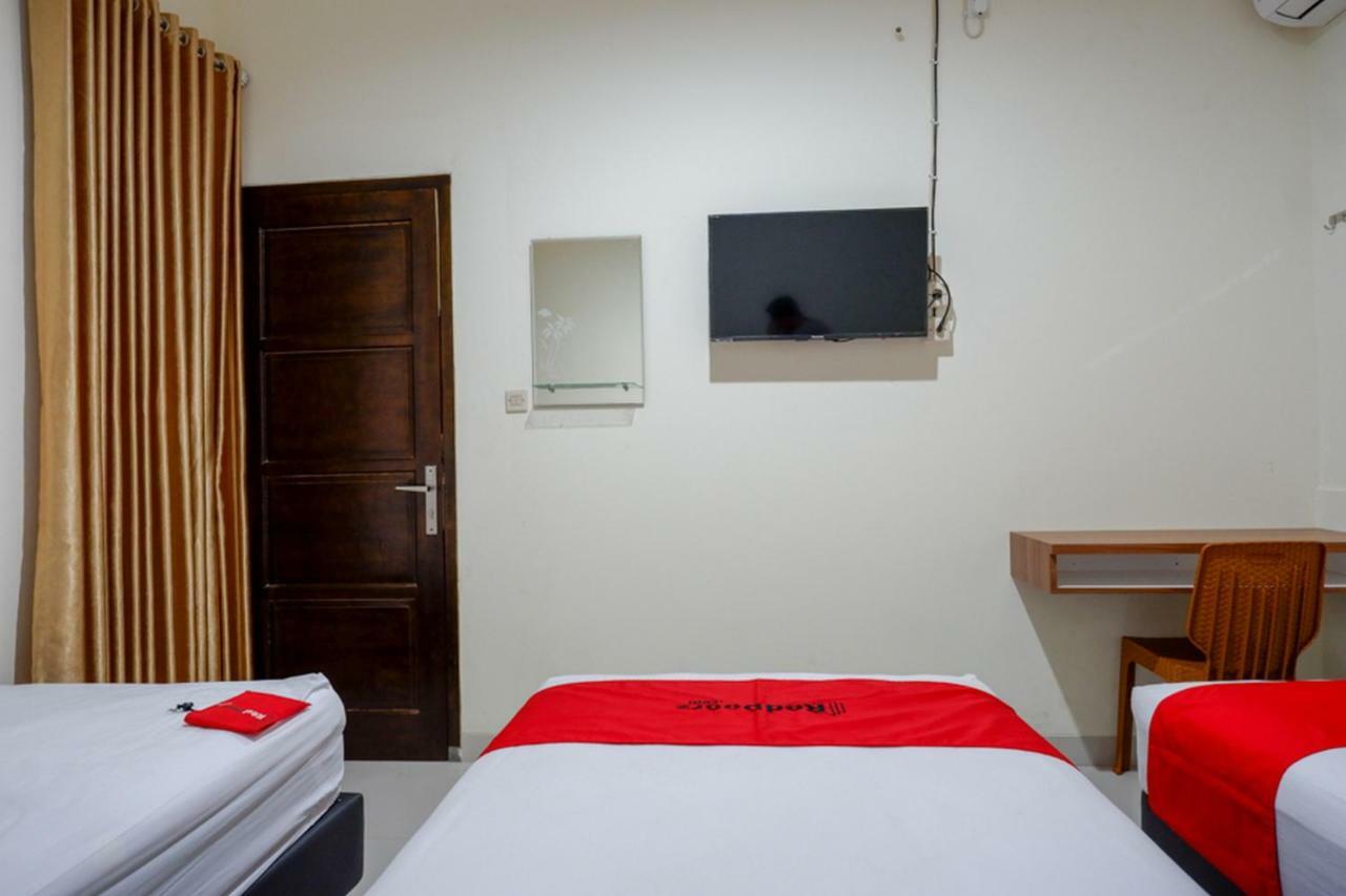 Reddoorz Near Living Plaza Purwokerto Hotel Exterior photo